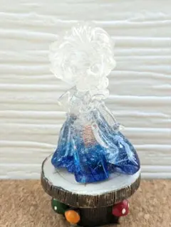 雪の女王様形オルゴナイト☆