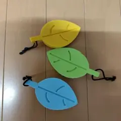 カラフル葉っぱ型ドアストッパー3色セット