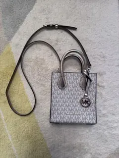 Michael Kors ショルダーバッグ ホワイト/シルバー
