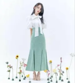 Lilybrown 宮脇咲良 バリエーションマーメイドスカート