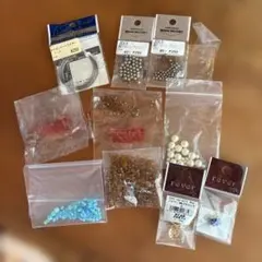 【まとめ売り】ビーズ・アクセサリーパーツ セット（BEADS FACTORY他）