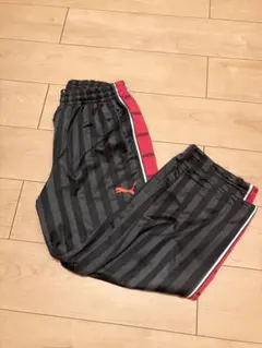 【美品】PUMA ストライプジャージパンツ