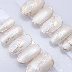 【873】ネイルチップSサイズ 白シャンパンベージュ　ニュアンス金箔 マグネット