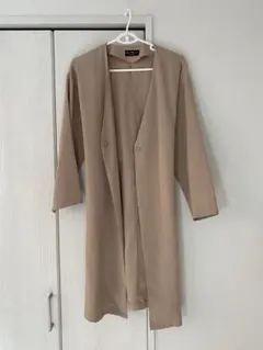 ベージュ オープンフロントコート ウエストリボン付き