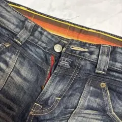 Item thumbnail for item 4038c20c-d45d-4088-bccf-10409d78977e