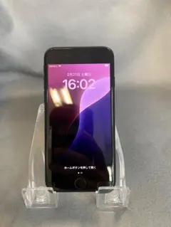 美品　国内版　SIMフリー　iPhoneSE 第三世代 64GB ミットライト色