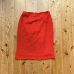 タイトスカート　スカート　赤