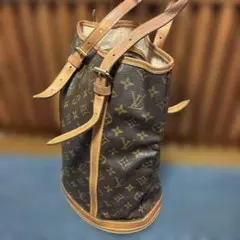 R*t様 ルイヴィトン　M42236 モノグラム　バケットGM バケツ型　トート