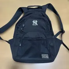 MLBニューヨーク・ヤンキース ブラックリュック　25L 定価5830円