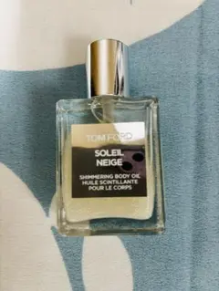 トムフォード 香水空瓶 ソレイユネージュ 50ml 空き瓶空き箱 - メルカリ