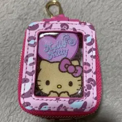 新品　ハローキティ コンパクトポーチ