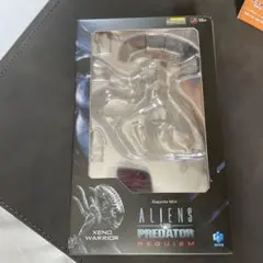 hiyatoys ハイヤトイズ　プレデター　エイリアン　フィギュア　セット hiyatoys ハイヤトイズ プレデター エイリアン フィギュア セット