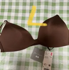 UNIQLO マメクロゴウチワイヤレスブラ（プランジ）　Lサイズ