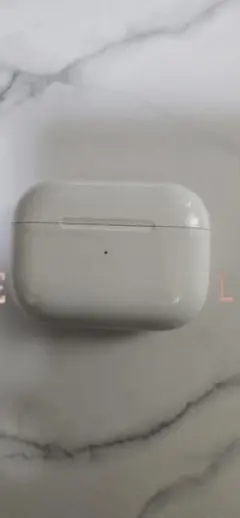 AirPods Pro 第1世代ケースのみ ジャンク （シリアルナンバーあり）