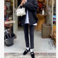 Item thumbnail for item 33425f76-1928-4b55-beaf-aa6b982b8b1d