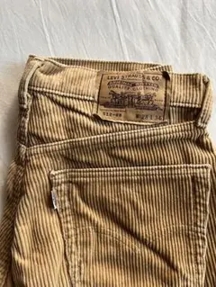 levis
