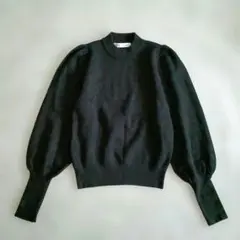 ZARA お袖ふんわりニットトップス　S ブラック