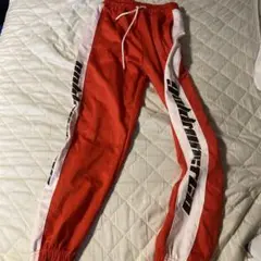 訳あり品　レッドジョガーパンツ サイドロゴ入り
