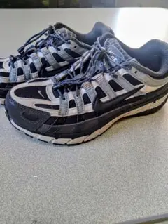 Nike スニーカーP6000 アンスラサイト　ウィメンズ　24.0 美品