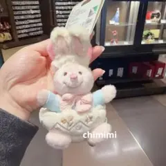 上海ディズニー　イースター　森のプーさん　ピグレットぬいぐるみキーチェーン