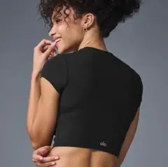 Alo Yoga Timeless Tee ブラック XS - メルカリ