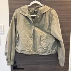 Zara フード付きカーキジャケット