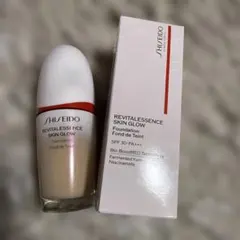 SHISEIDO エッセンススキングロウファンデーション　240