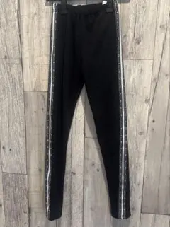 Item thumbnail for item 1945572a-3b0f-4cda-8698-1d8930e274bd