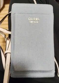 M*l様 GUESS ライトブルー コインケース