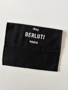 BERLUTI ロゴ入り ブラック ポーチ　美品です