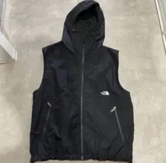 THE NORTH FACE コンパクトフーデッドベストのサムネイル