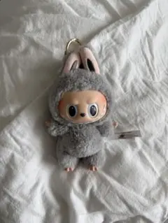 LABUBU グレー