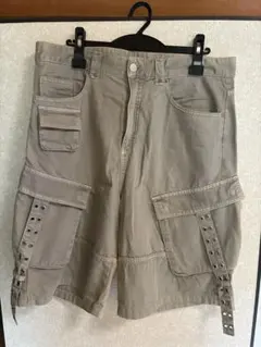 ZARAカーゴショートパンツ ベージュ アイレット装飾