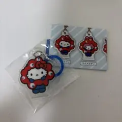 ミャクミャクなりきり　アクリルチャーム　ハローキティ