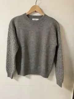 極美品　AZUL グレー ケーブル編み セーター S