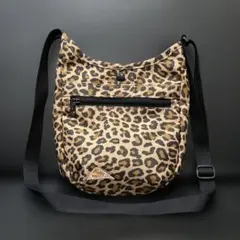 ケルティ アウトドア MINI CURVE SHOULDERショルダーバッグのサムネイル