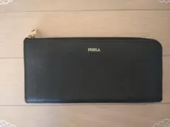 FURLA ブラックレザー長財布