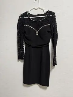 ビジュー付きブラックドレス 新品未使用品！