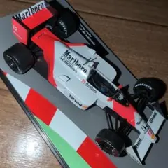 1/43マクラーレンMP4/4ホンダ1988アイルトン セナ#12マルボロ仕様