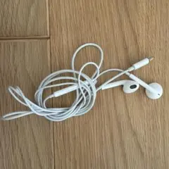 Apple純正　ホワイト 有線イヤホン 3.5mmジャック