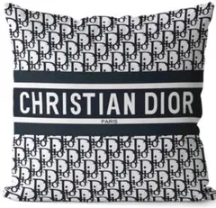 CHRISTIAN DIOR クッションカバー ゴールド 45cm - メルカリ
