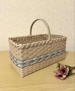 クラフトバンドで作ったワンハンドルバスケットかご