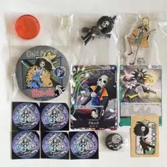 ワンピース　ストロングワールド　フィギュア　ユニバ　缶バッジ　ブルック　ゆるすた