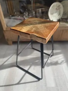 スツール／チーク材一枚板×スチール製脚／インダストリアル／ヴィンテージ風