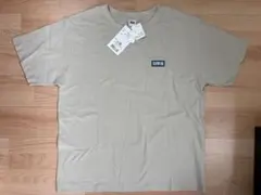 【新品タグ付】EDWIN ライトベージュ Tシャツ (L)のサムネイル