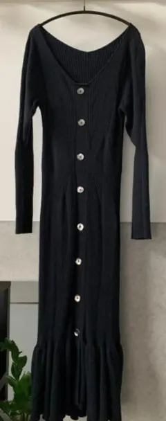 【SNIDEL】美品★黒リブ編みニットワンピース