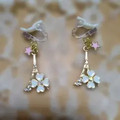 桜とエッフェル塔のイヤリング