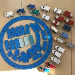 カプセルプラレール　ガチャガチャ　レール　電車　新幹線　特急　まとめ売り