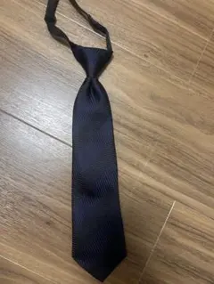 子供用ネクタイ　ネイビー ストライプ