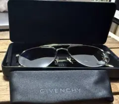 GIVENCHY サングラス ティアドロップ シルバーのサムネイル